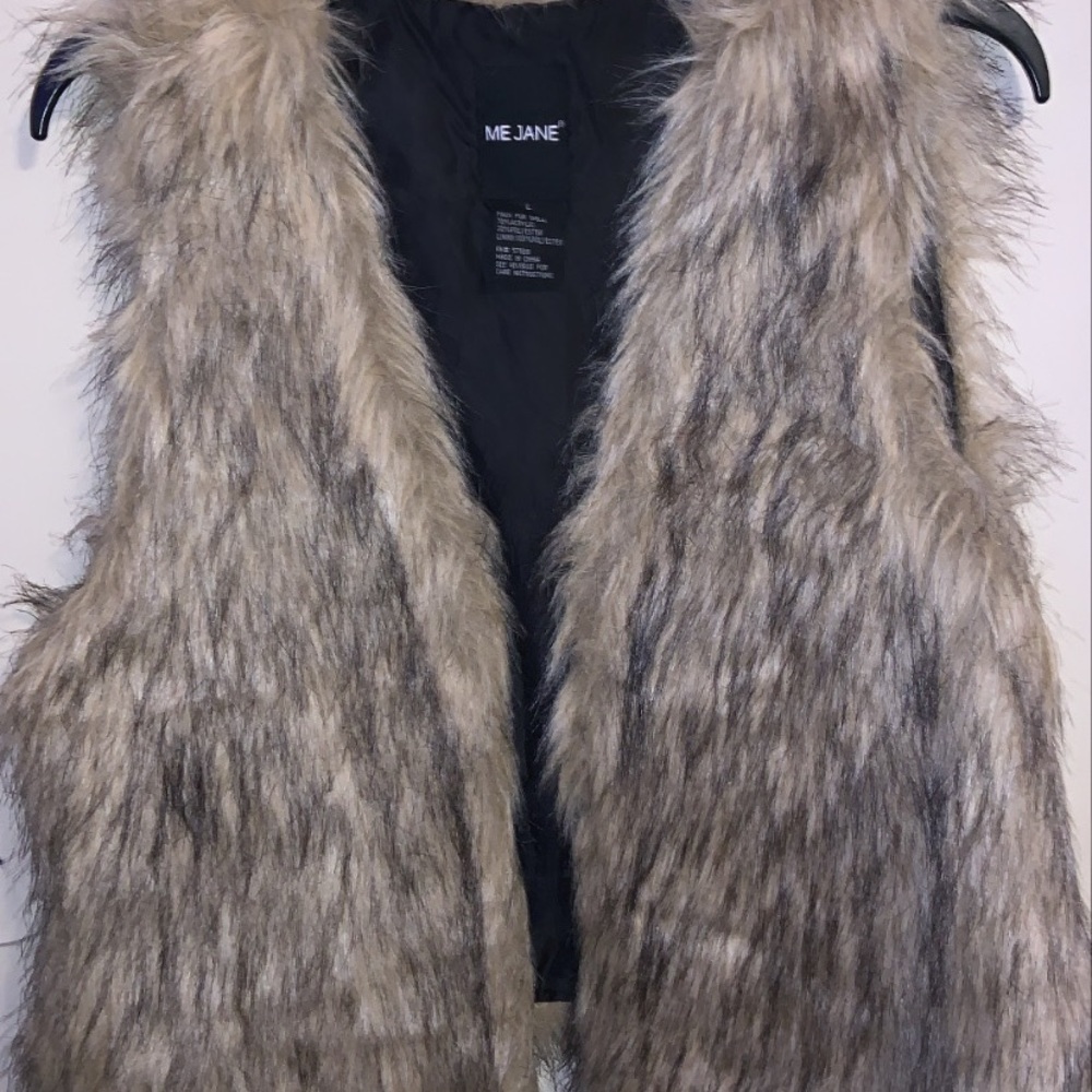 VEST